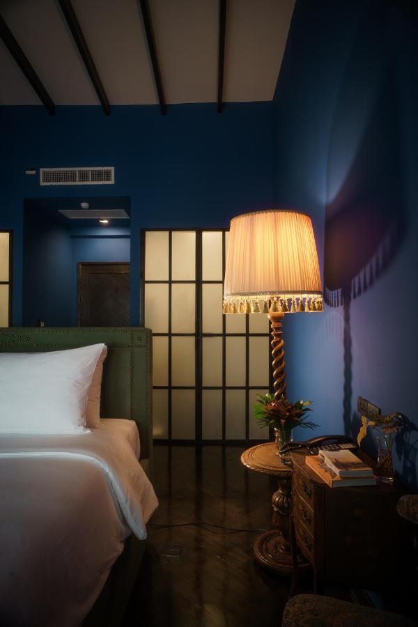 Baan Tuk Din Hotel Бангкок Экстерьер фото
